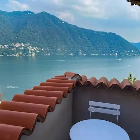 Vakantiehuis Elegante Casale Con Vista Lago Vicino A *
