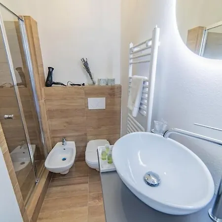 Elegante Casale Con Vista Lago Vicino A Vakantiehuis *