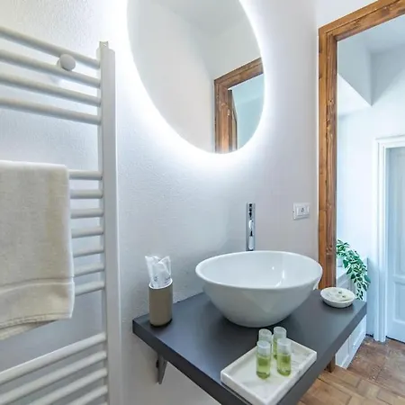 Elegante Casale Con Vista Lago Vicino A Vakantiehuis *